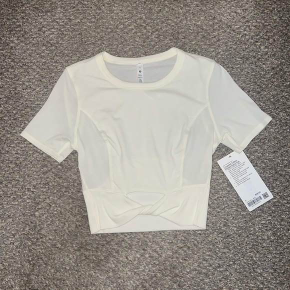Lululemon cropped cotton ribbed-band tee. 4 - Picture 1 of 6